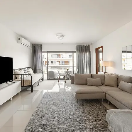 Apartment Bica 7 - 2br, Pool, 5 Min To Baleal *