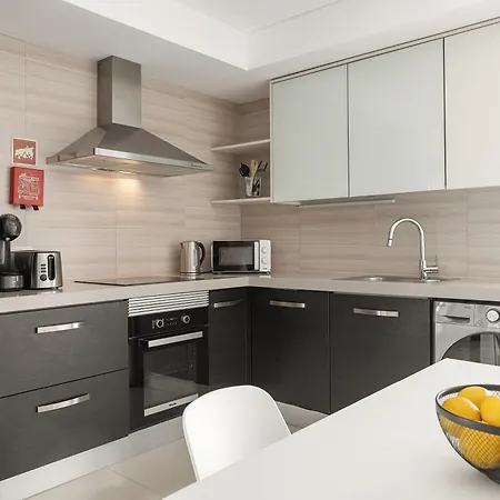 Bica 7 - 2br, Pool, 5 Min To Baleal Apartment *